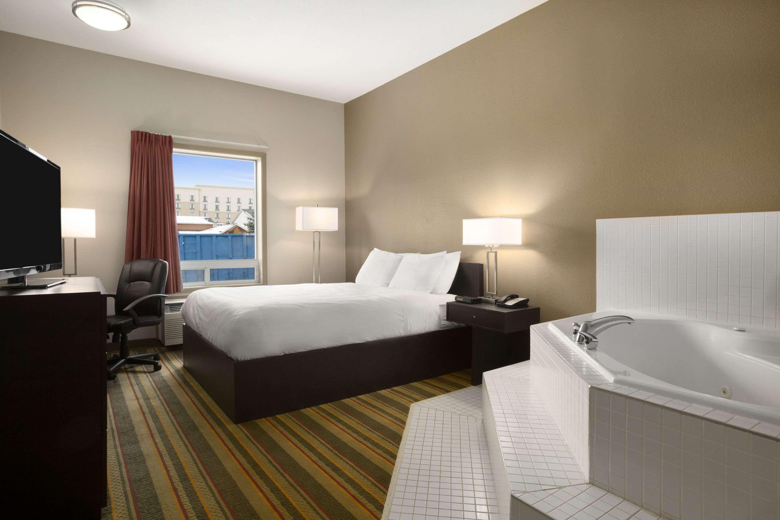 Days Inn By Wyndham Woodstock Exteriér fotografie
