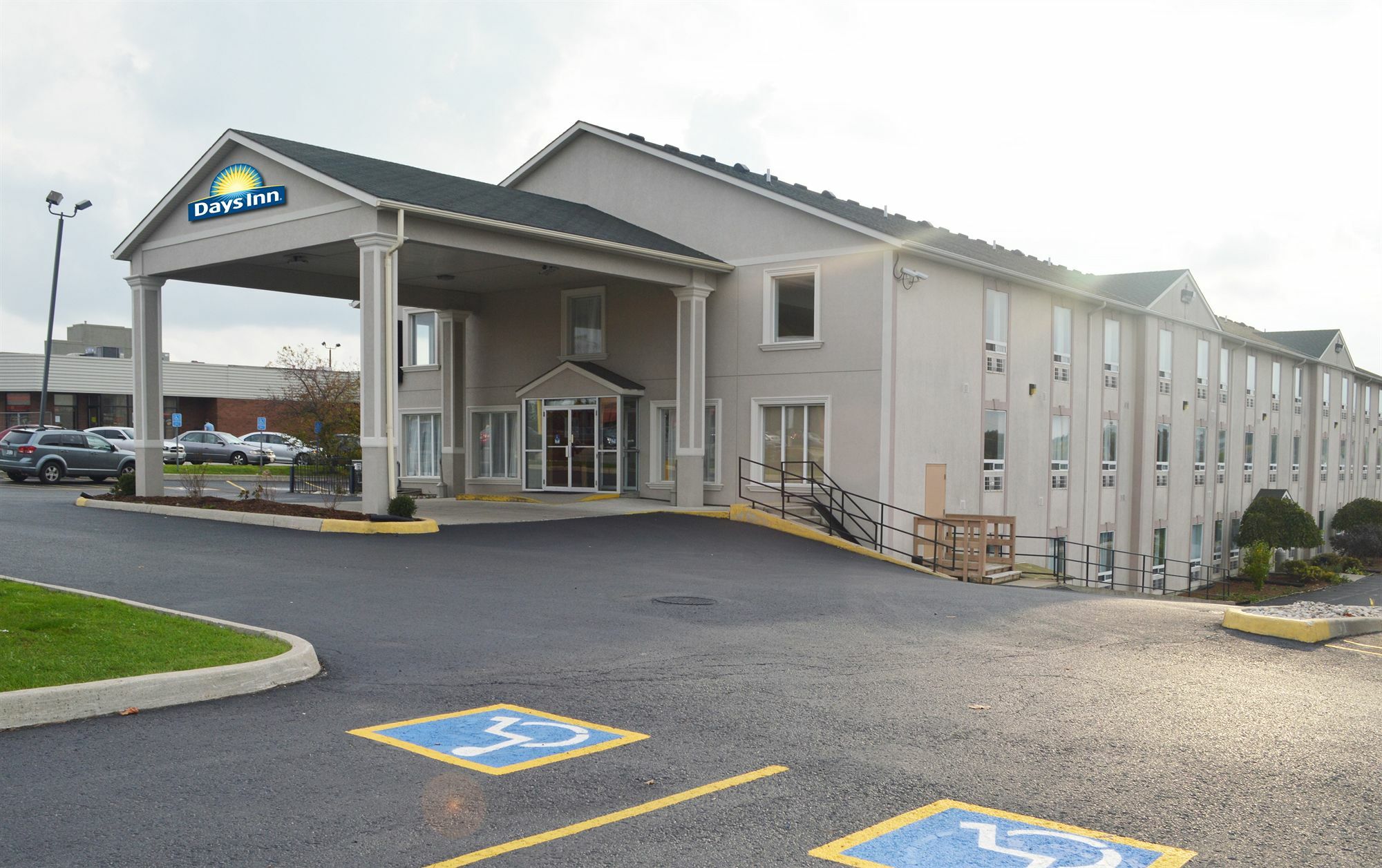 Days Inn By Wyndham Woodstock Exteriér fotografie